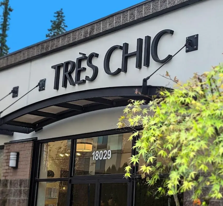 Tres Chic Bridgeport — Beauty salon in Tigard